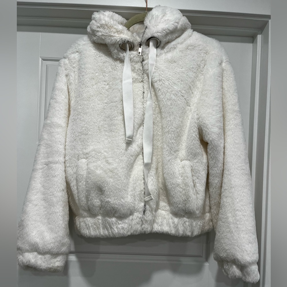 Ambiance Outerwear White Fuzzy Jacket